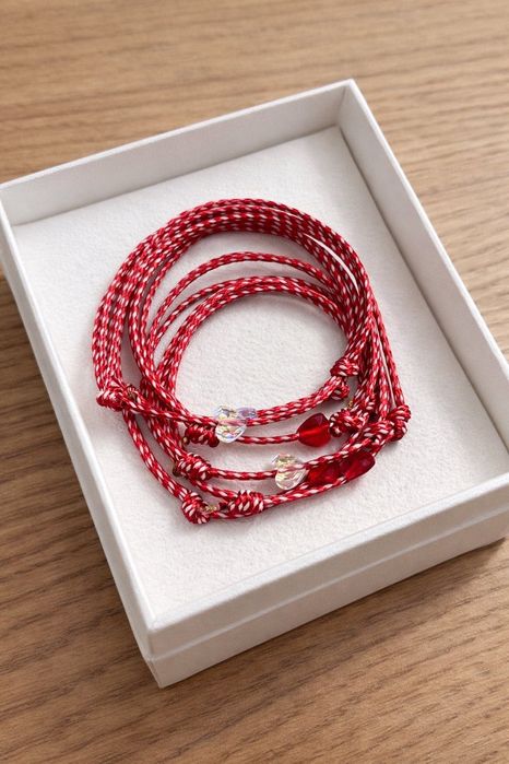 Мартенички с Камъни Swarovski и ягодки