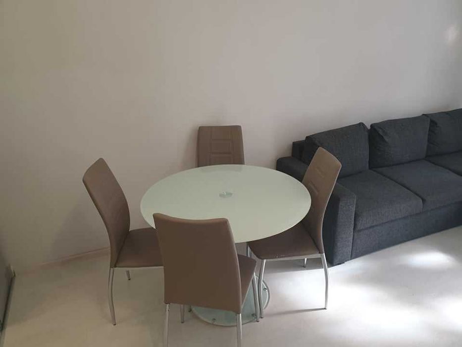 Дава се под наем Двустаен апартамент в Бургас, Меден рудник - зона А - 55 кв.м за 188.7 € - Снимка #1