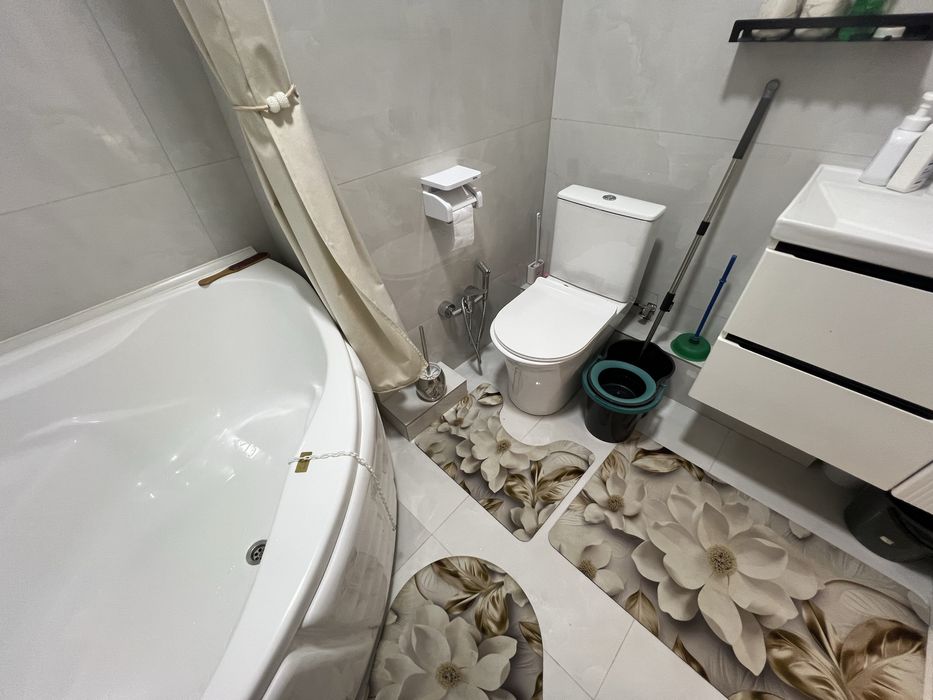 Квартира в жк чинабад3/6/9,83м2, ремонт цена 115000 у. Е