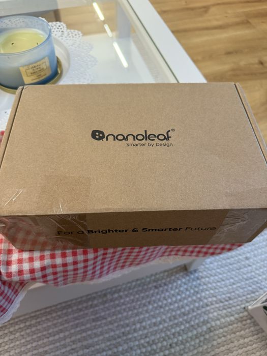 Продавам Nanoleaf Lines starter kit