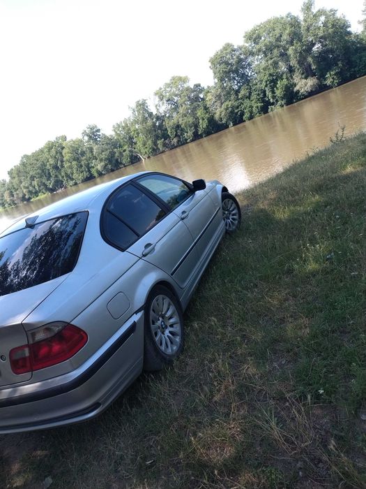 Vând sau schimb BMW E46
