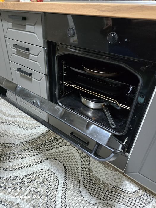 Продам  Встраиваемую духовку