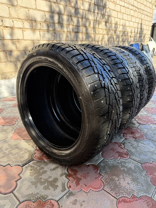 Продам зимние шины Кордиант R17