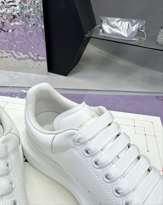 Alexander McQueen Full White Premium