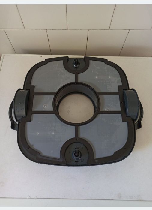 Robot fundul piscinei Wybot Osprey 200.