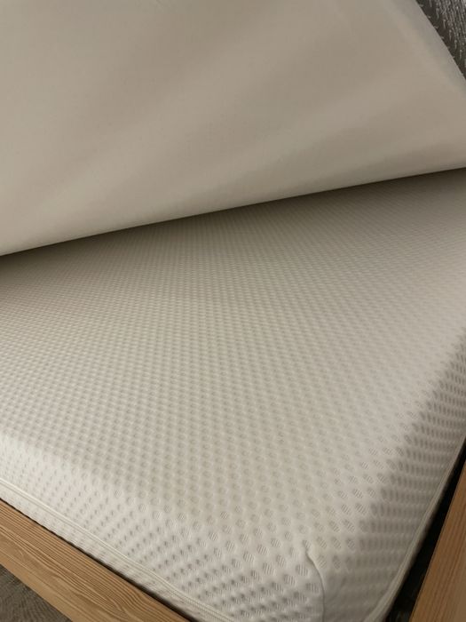 Pat 160/200 cm cu 2 saltele si somiera