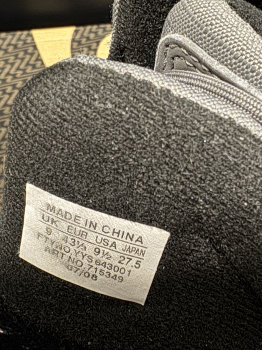 Ghete Salomon cu Gore-Tex imblanite