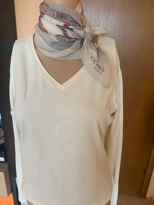 Дамска блуза с V- образно деколте Weekend Max Mara