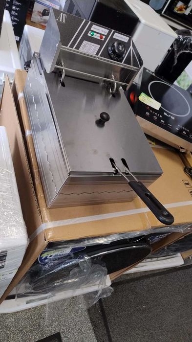 *ПРОМО* Чисто нов Електрически Фритюрник 6 л 2500 W неръждаема стомана