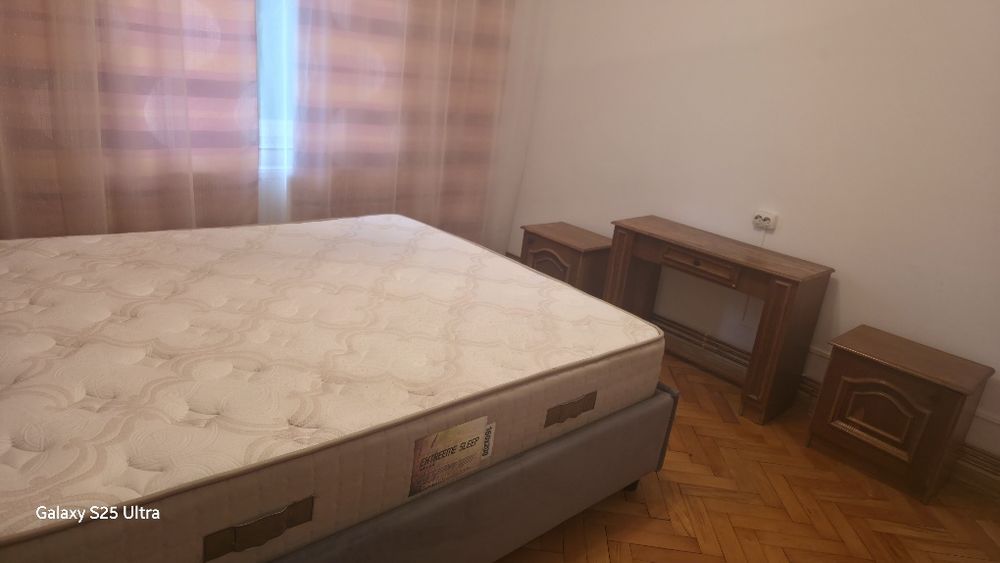 Chirie apartament cu 3 camera