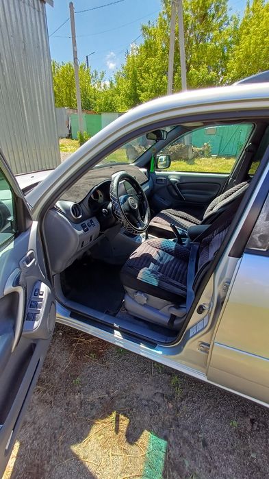 Toyota  RAY 4 в хорошем состояние