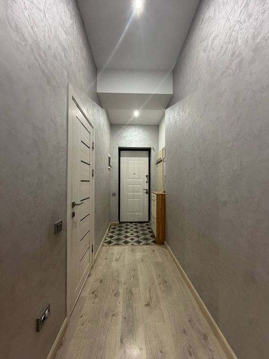 Продается 2-комнатная квартира в ЖК Cambridge Residence/Murat Building