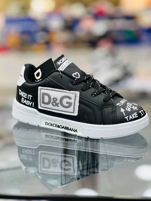 Modele noi pe stoc disponibile