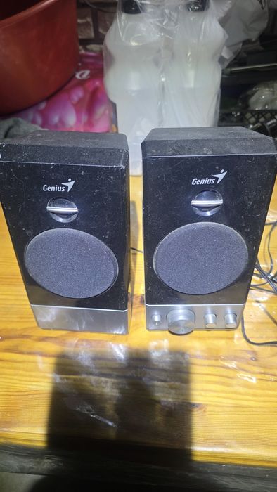 Компьютерные колонки Genius SP-700, 16 Вт