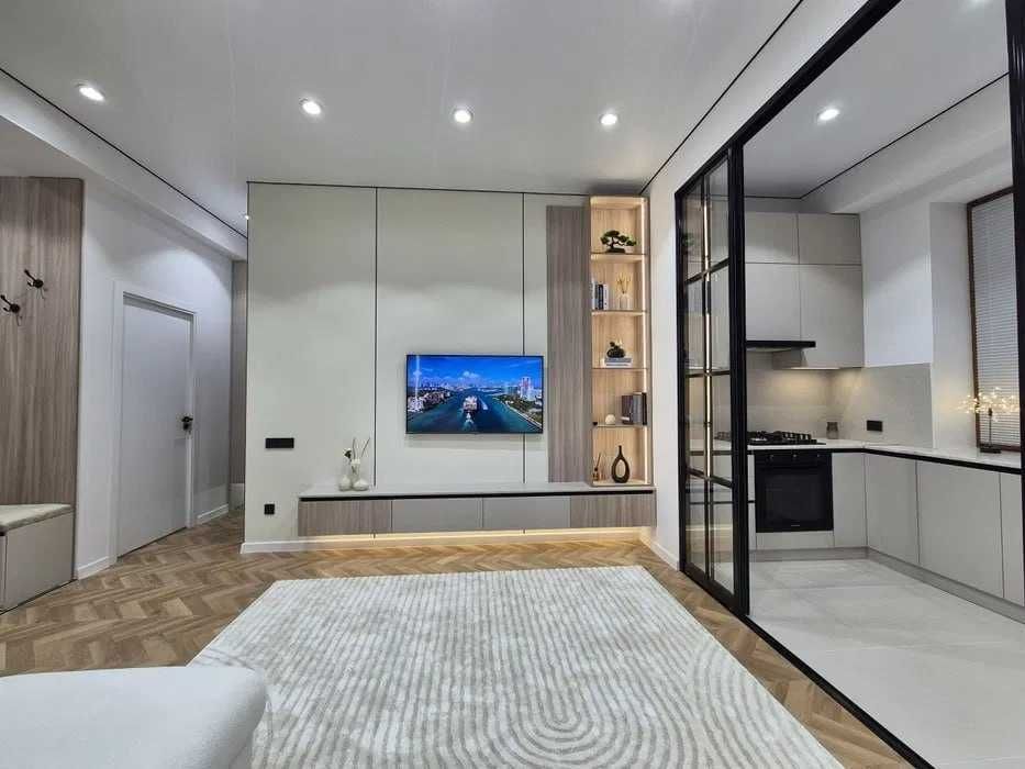 Parkent Avenue мирзо-улугбек подключ паркентский Площадь: 52 евро;