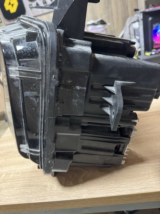 Основная фара Lixiang L8