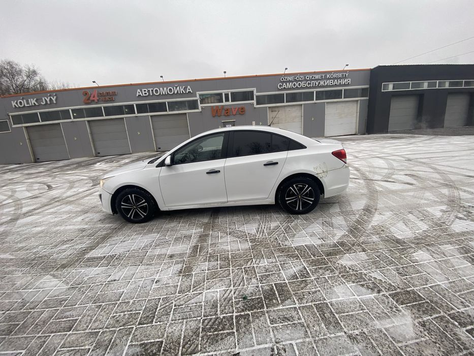 Продам Chevrolet Cruze