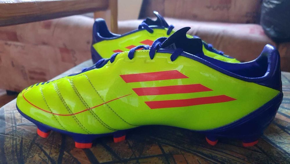 Професионални футболни бутонки adidas F50 Yellow Performance
