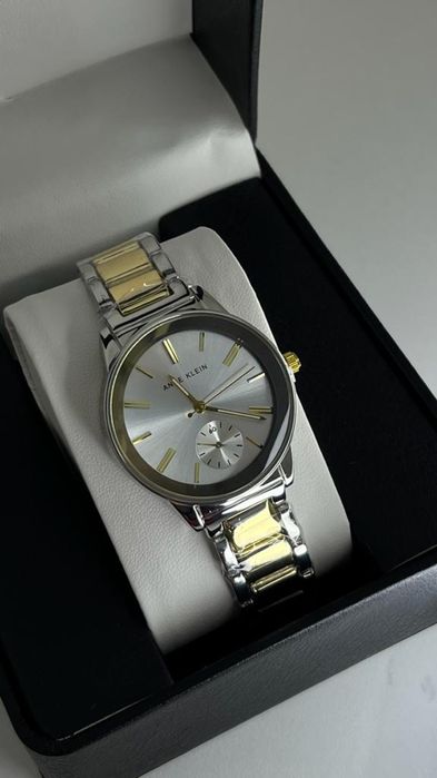 Женские часы