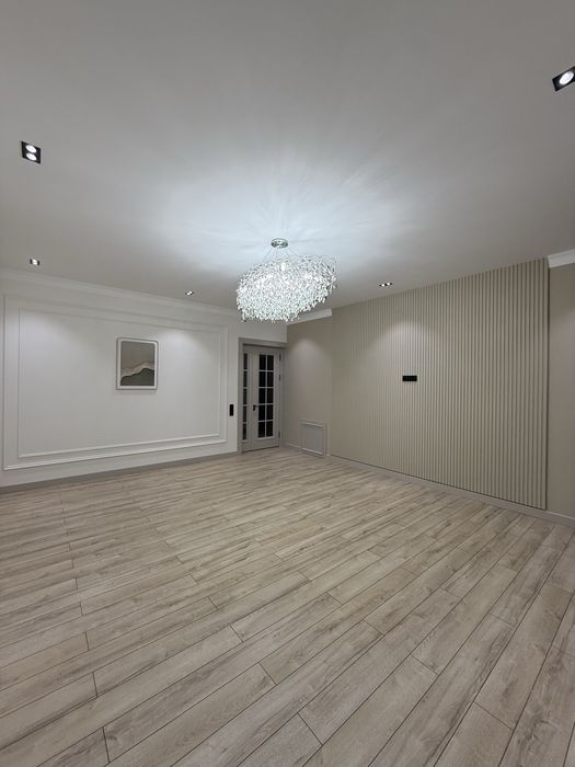 Учкахрамон пўстидан 6 км ўтканда участка сотилади