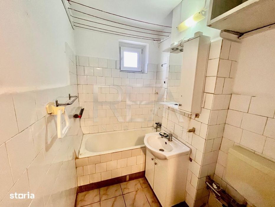 Apartament 3 camere dec Berceni /  Emil Racovita