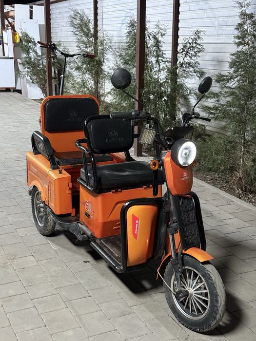Элетро трицикл болшой