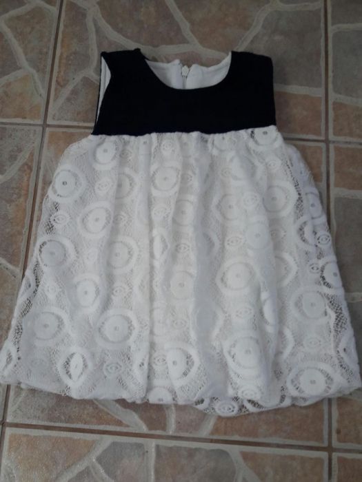 роклички и полички всичко по 3.лв за брои