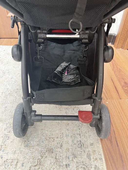 Продам коляску Yoyo2