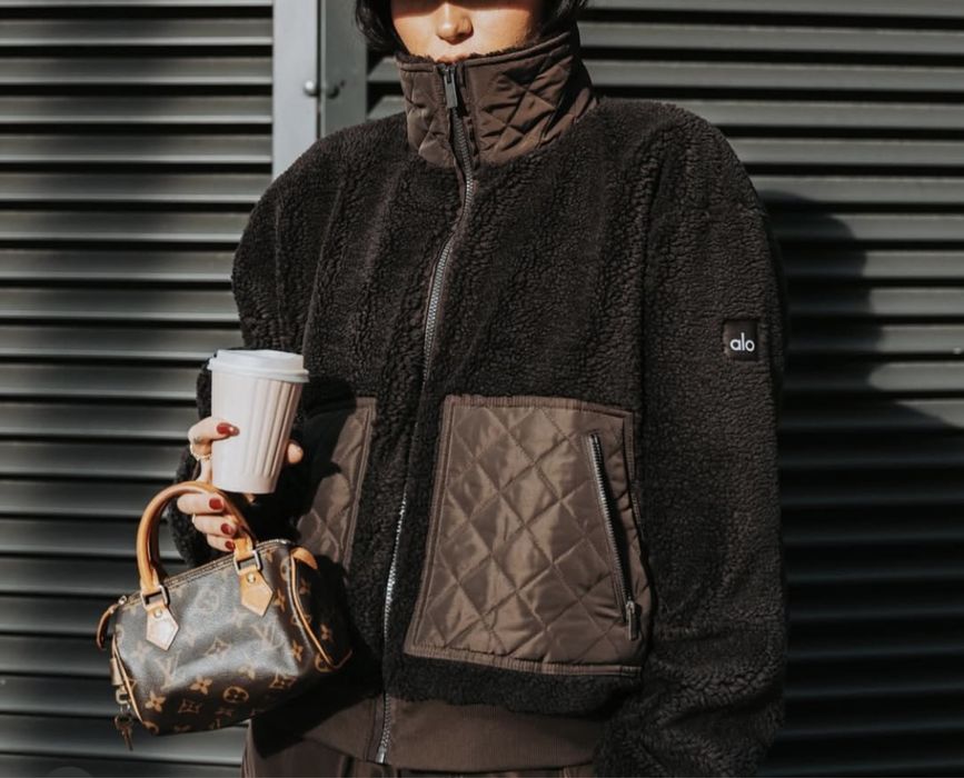 Alo yoga дамско яке