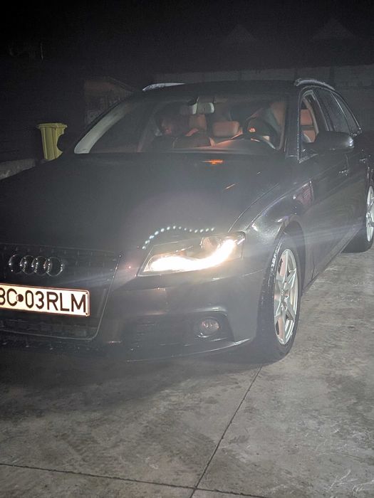 Audi A4 B8 Mașină