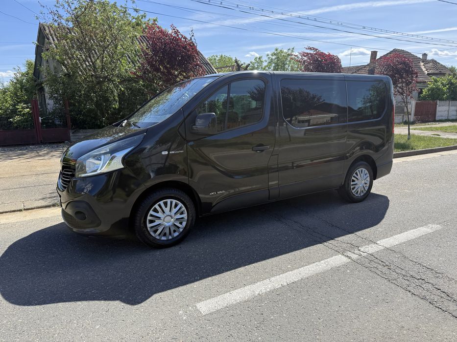 Renault Trafic de persoane!