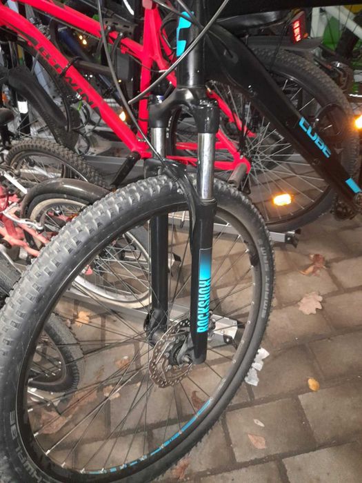 Cube Analog marime XL