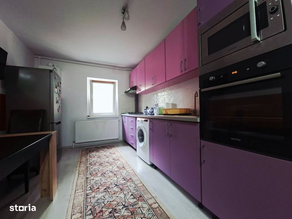 Apartament 3 camere, renovat | 2 băi | Zona - Spitalul Județean
