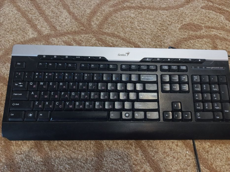 Клавитура Genius