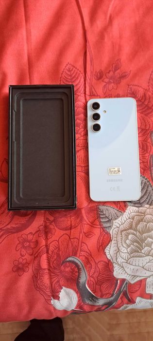 НОВ! Samsung Galaxy S24 FE 5G 256GB 8RAM Graphite / Mint