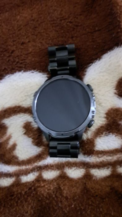 Vând urgent ceas smartwatch ak75