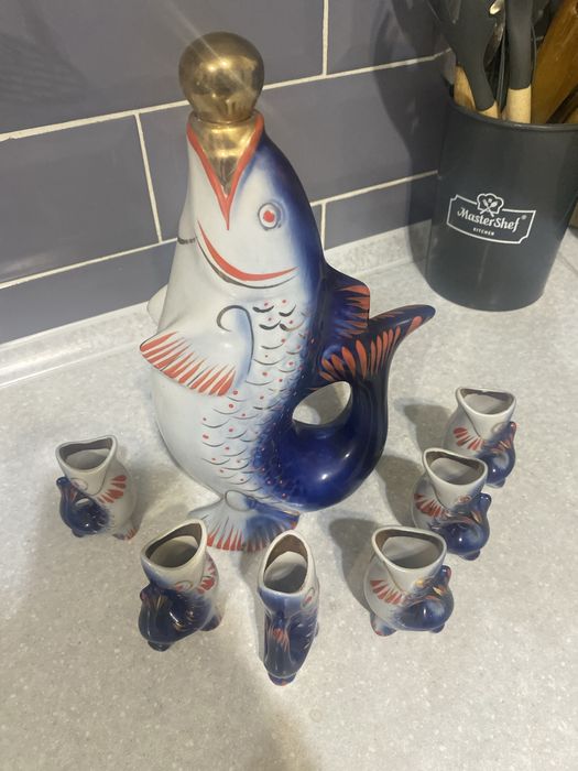 Набор посуды. Рыбки.