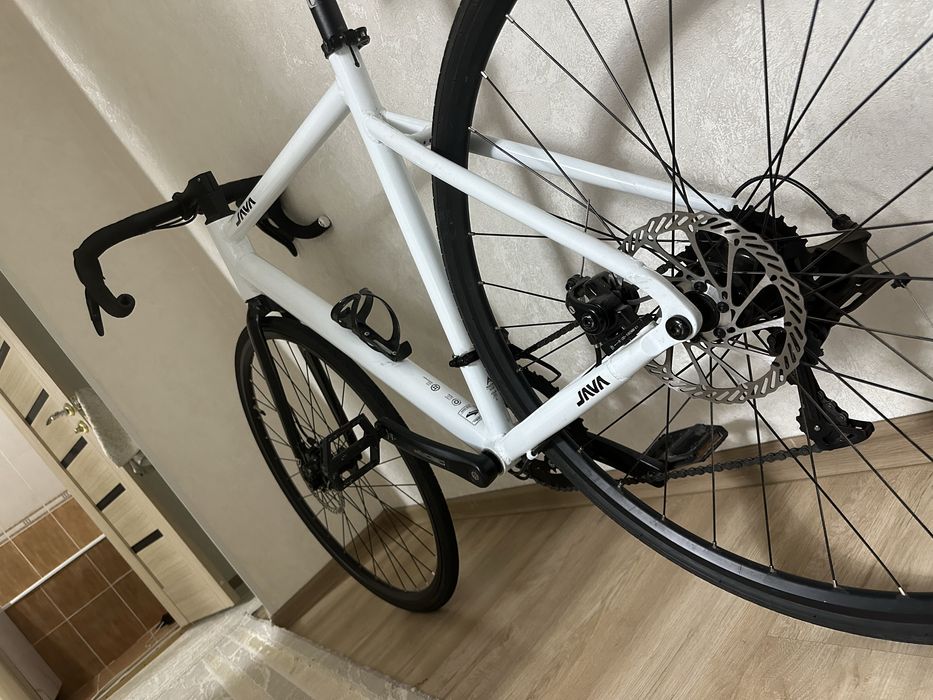 Новый шоссейный велосипед java