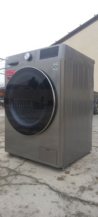 LG 10.⁵кг.Вот это стиралка.