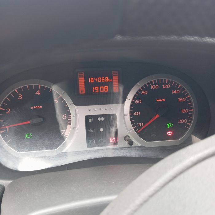 Продам ладу ларгус