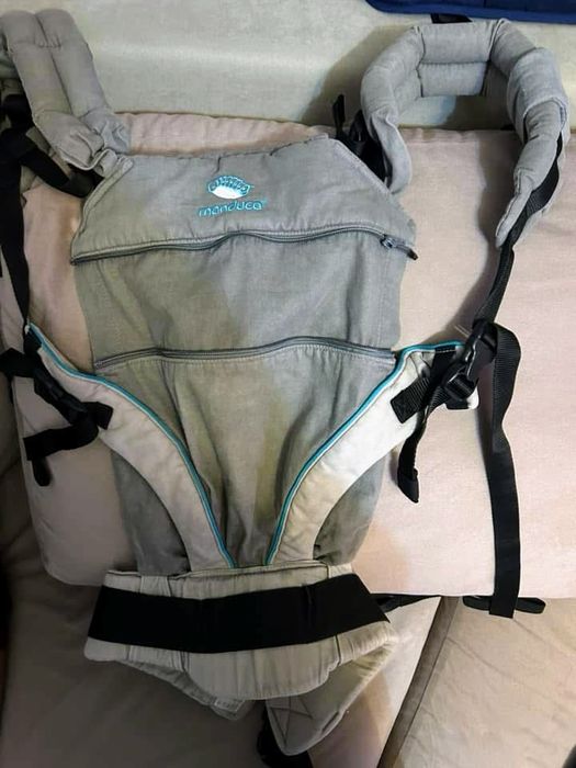 Vand Manduca XT in stare foarte buna