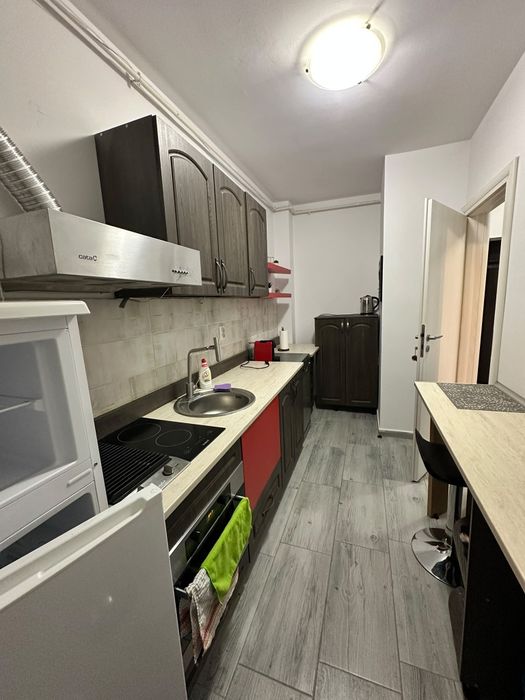 Închiriez garsonieră în Militari residence