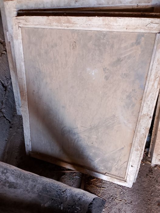 Есик терезе сатылады