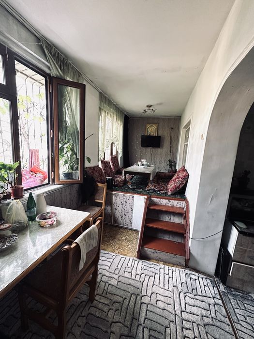 Sergeli-4 3 hona 77 m2 +12 m2 balkon