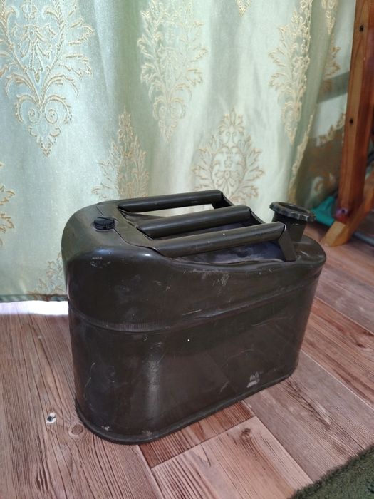 канистра  пятилитровый (5л)