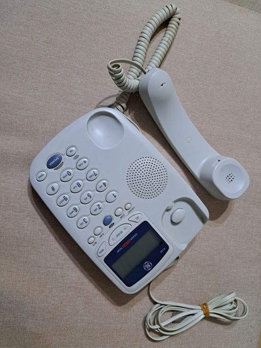Стационарен телефон