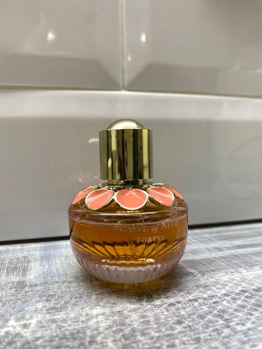 Продам парфюмерную воду