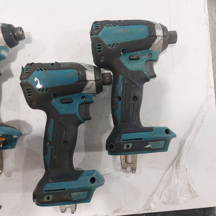 Акумулаторен безчетков импактдрайвър Макита Makita DTD153 DTD154 DTD15