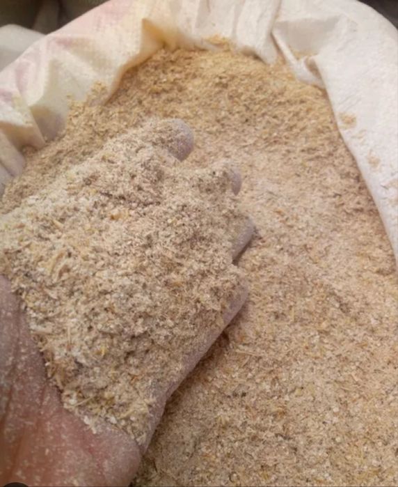 Тартылған арпа, бидай, жүгері сатылады.