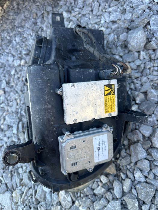 Фарове за Мерцедес Р класа Mercedes R W 251